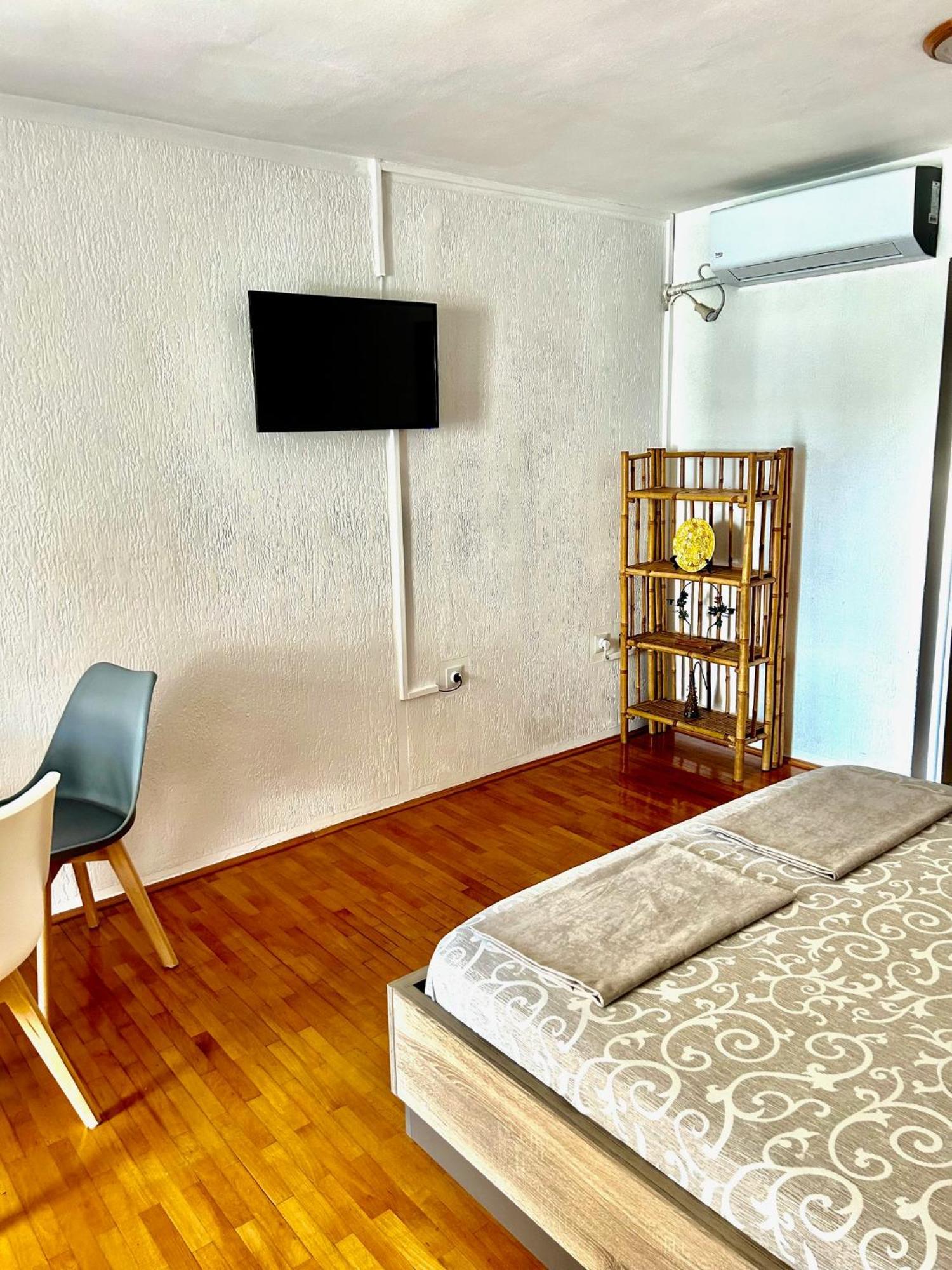 Apartments Jankovic Подгорица Экстерьер фото