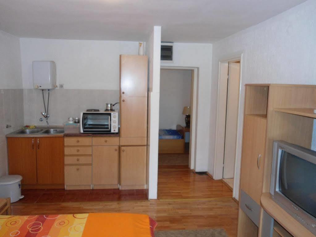 Apartments Jankovic Подгорица Экстерьер фото